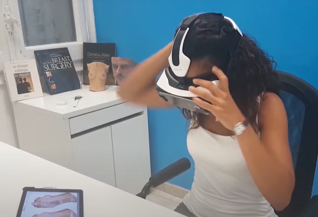 gafas de realidad virtual en la cirugía plástica